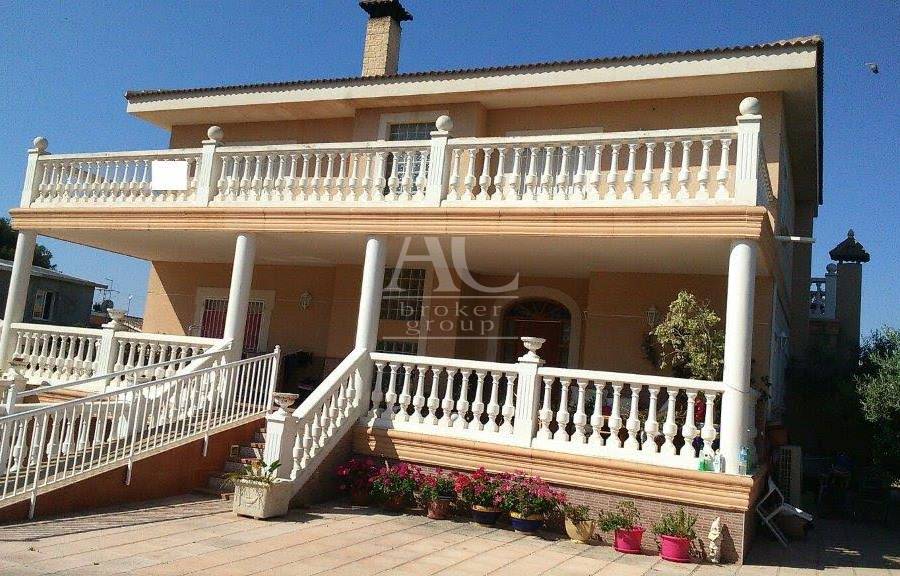 Venta - Chalet / Casa de campo - Alicante - San Juan 