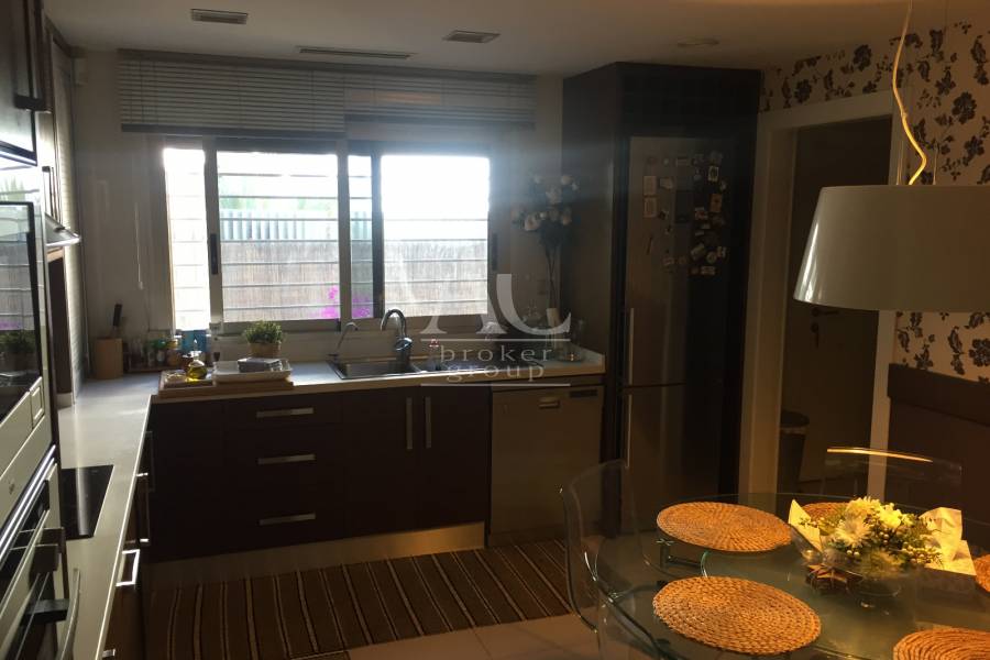 Venta - Chalet / Casa de campo - Elche - Ciudad Jardín 
