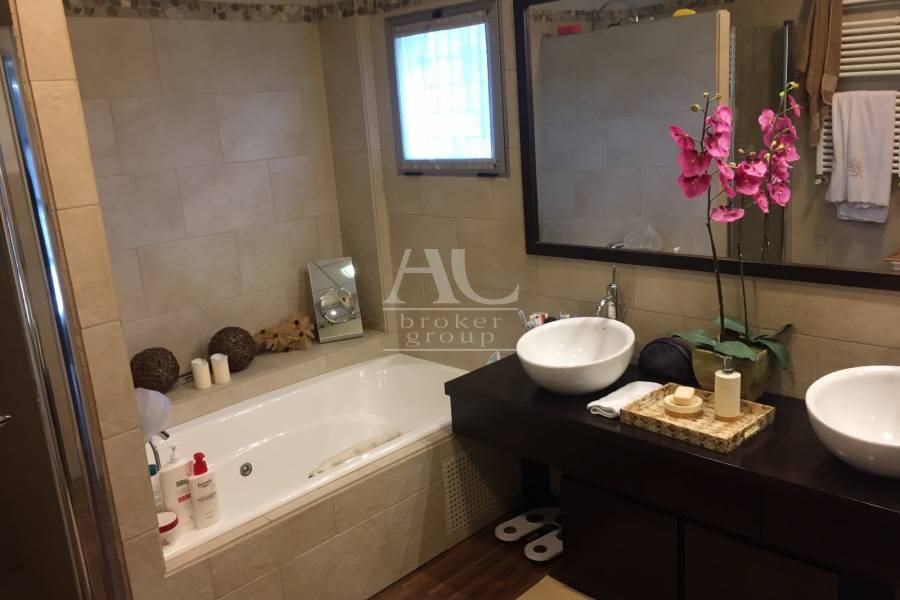 Venta - Chalet / Casa de campo - Elche - Ciudad Jardín 