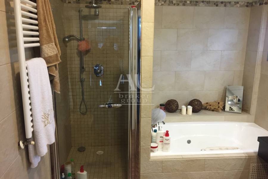 Venta - Chalet / Casa de campo - Elche - Ciudad Jardín 