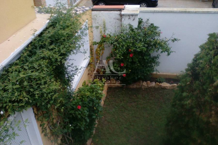 Venta - Chalet / Casa de campo - Aspe  - Aspe