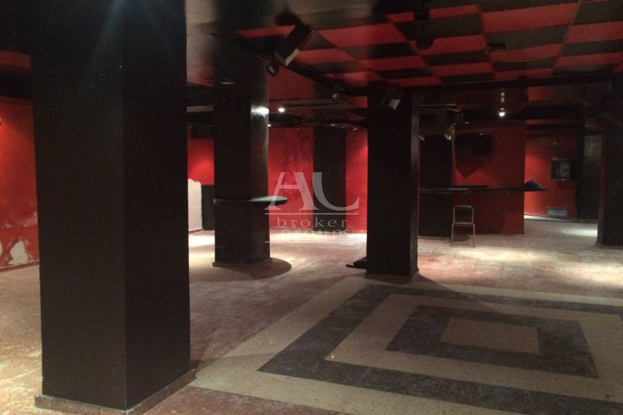 Venta - Local comercial - Arenales del Sol