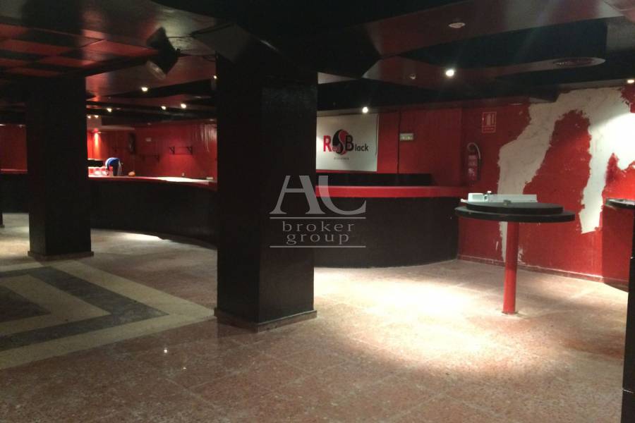 Venta - Local comercial - Arenales del Sol
