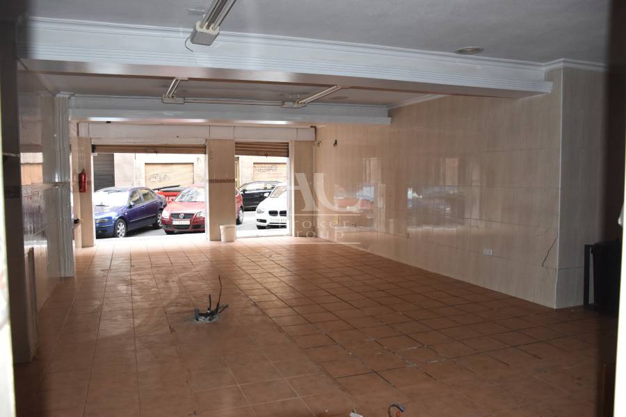 Venta - Local comercial - Elche - Corazón de Jesús