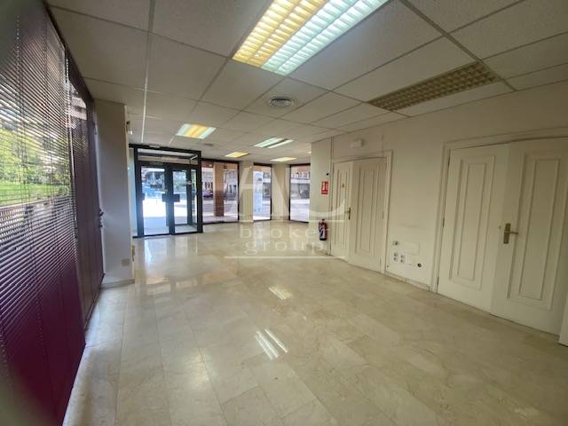 Venta - Local comercial - Elche - Centro