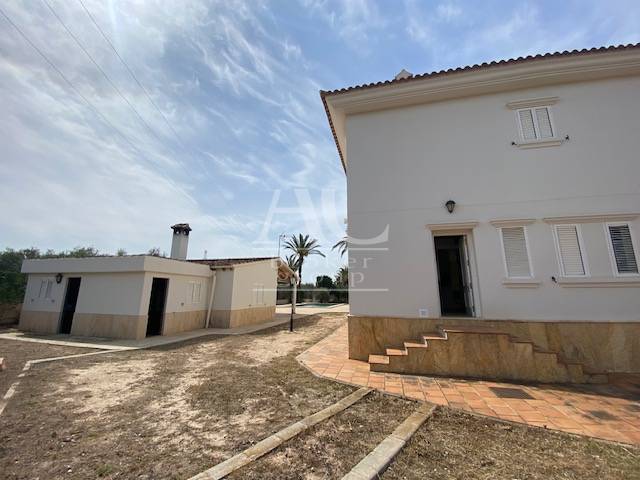 Venta - Chalet / Casa de campo - Elche - Camino viejo Santa Pola