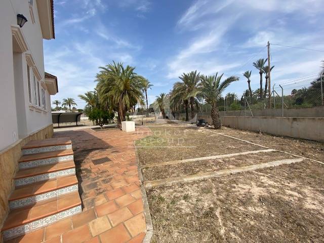 Venta - Chalet / Casa de campo - Elche - Camino viejo Santa Pola