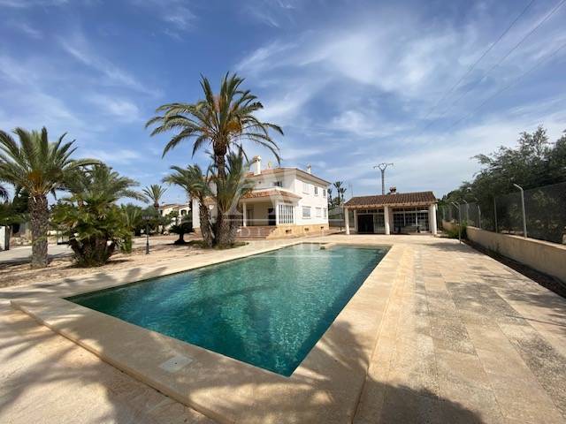Venta - Chalet / Casa de campo - Elche - Camino viejo Santa Pola