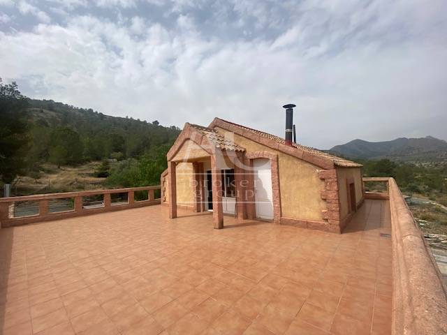Venta - Chalet / Casa de campo - Hondón de las Nieves