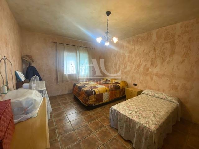 Venta - Chalet / Casa de campo - Hondón de las Nieves