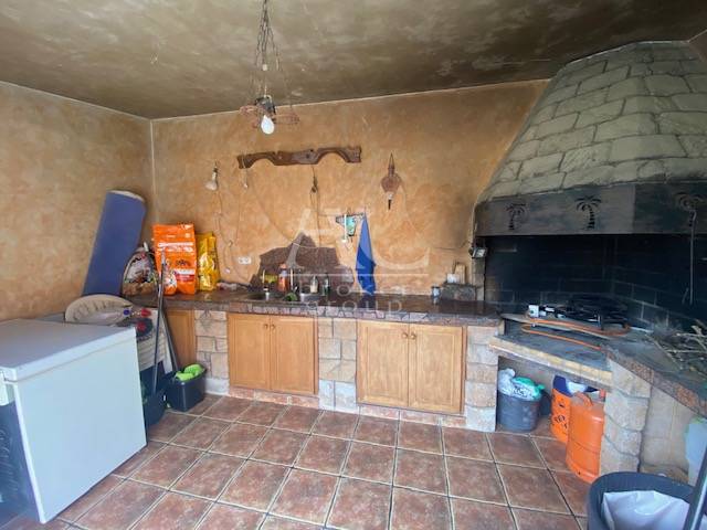 Venta - Chalet / Casa de campo - Hondón de las Nieves