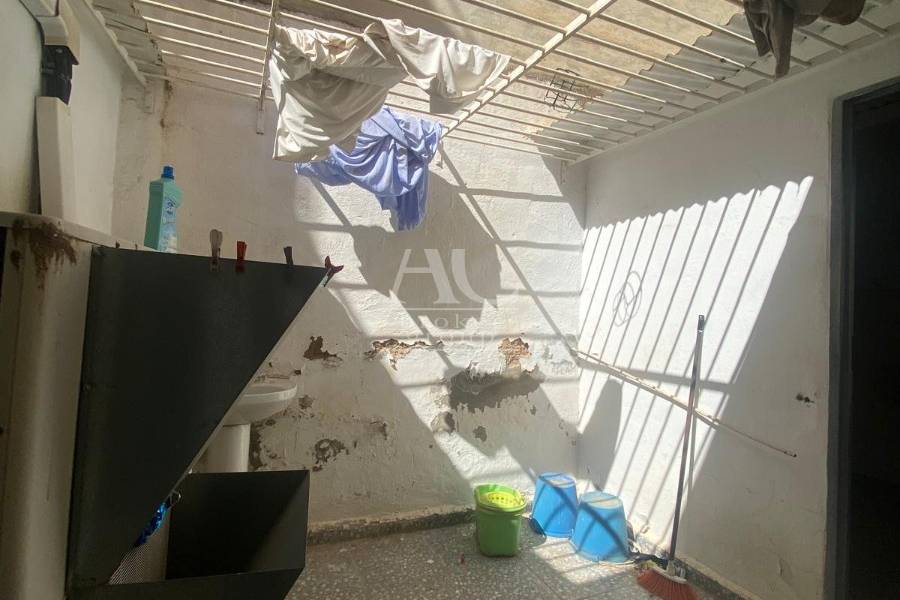 Venta - Local comercial - Elche - Plaza Madrid