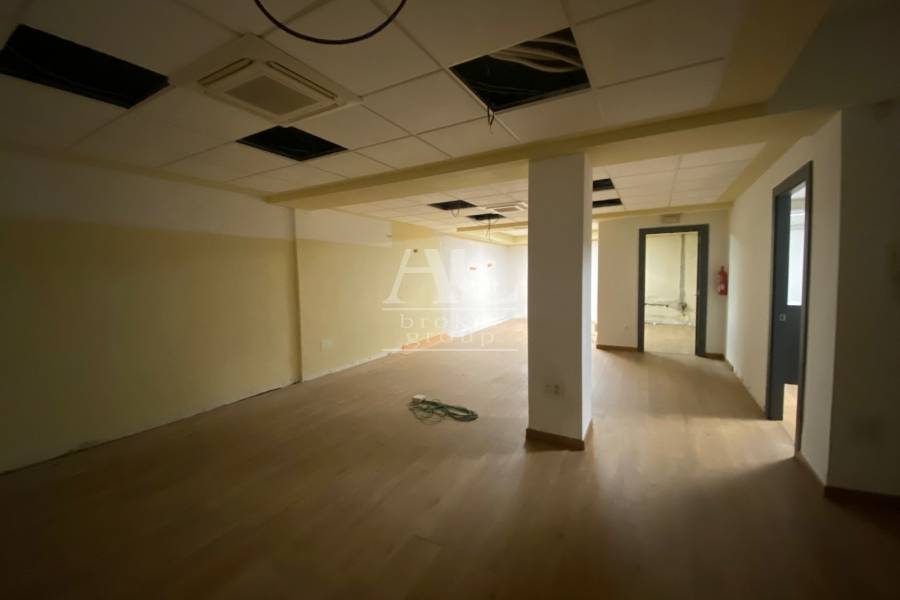 Venta - Local comercial - Elche - Puente de la Virgen