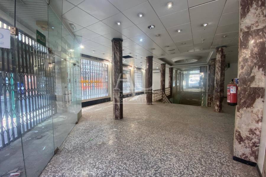 Venta - Local comercial - Elche - Puente de la Virgen