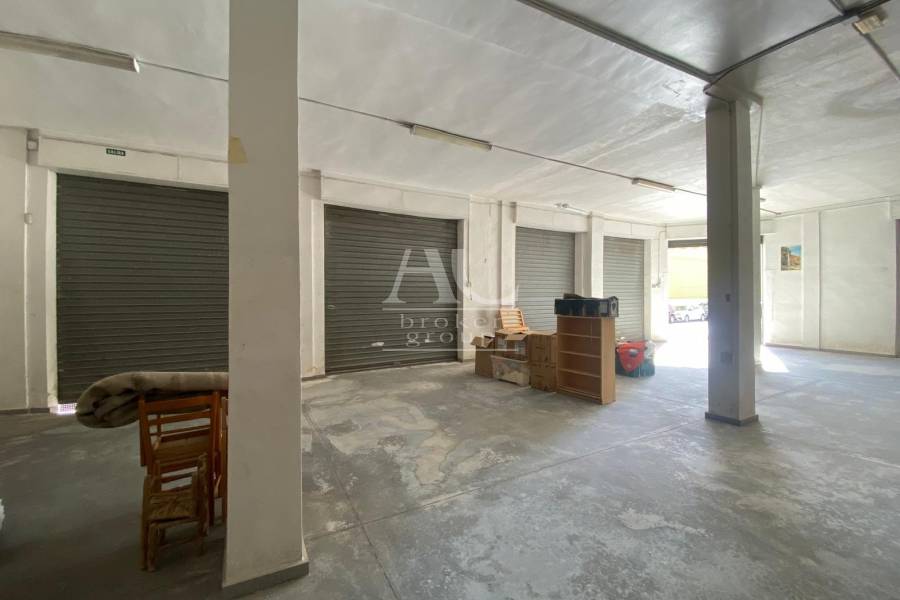 Alquiler - Local comercial - Elche - El Toscar