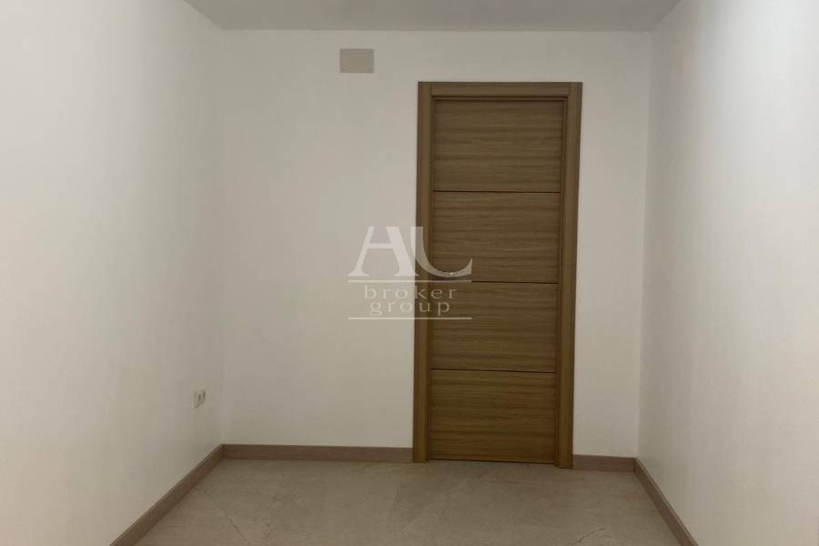 Venta - Piso - Elche - Poeta Miguel Hernández 