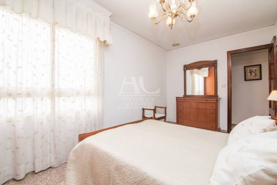 Venta - Vivienda unifamiliar - Elche - Plaza Barcelona