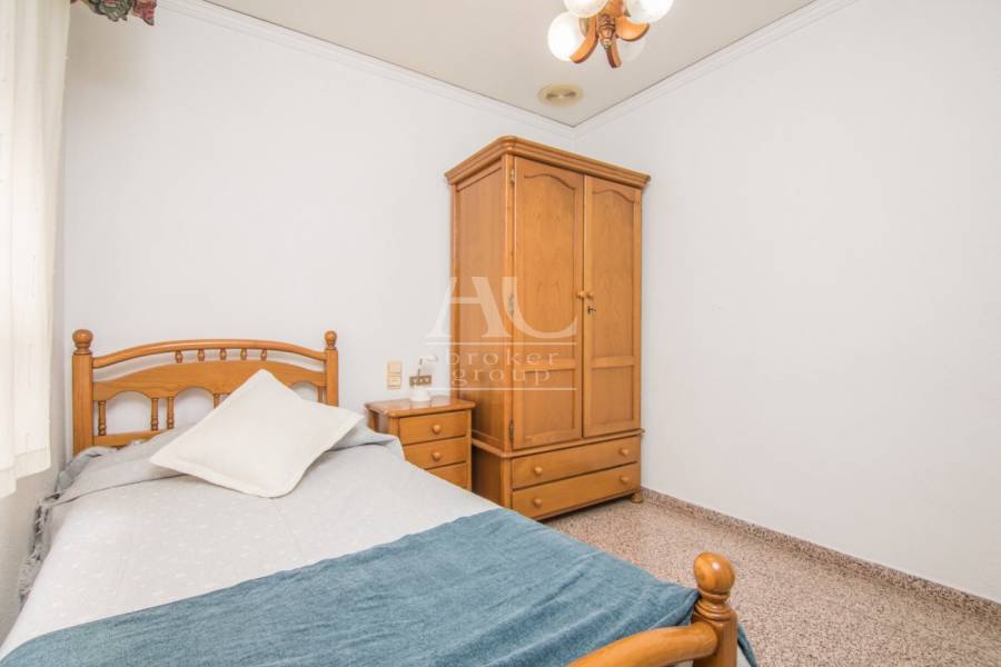 Venta - Vivienda unifamiliar - Elche - Plaza Barcelona