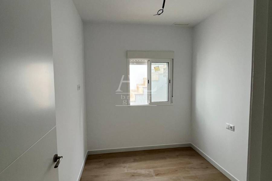 Venta - Vivienda unifamiliar - Elche - Avenida de la Libertad