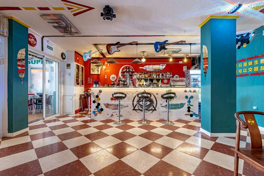 Venta - Local comercial - Arenales del Sol