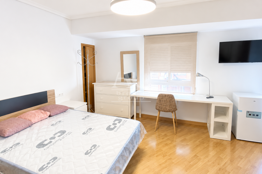 Alquiler - Habitación - Elche - Plaza Reyes Católicos