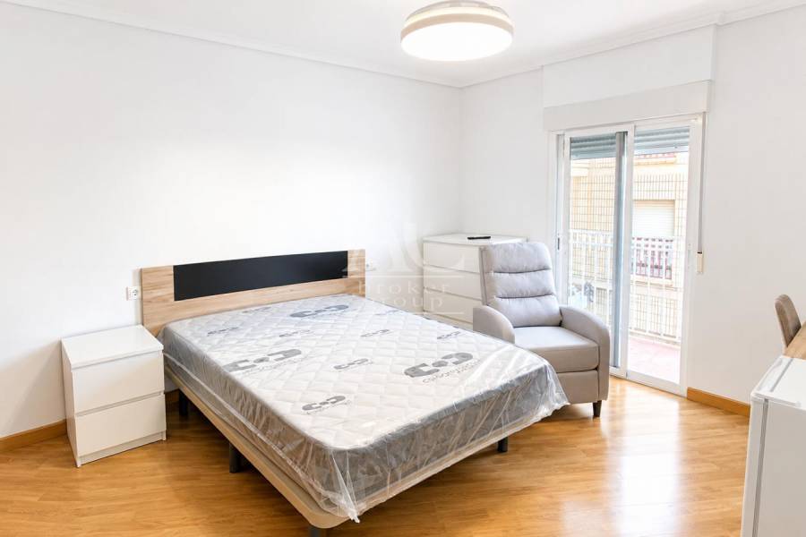 Alquiler - Habitación - Elche - Plaza Reyes Católicos