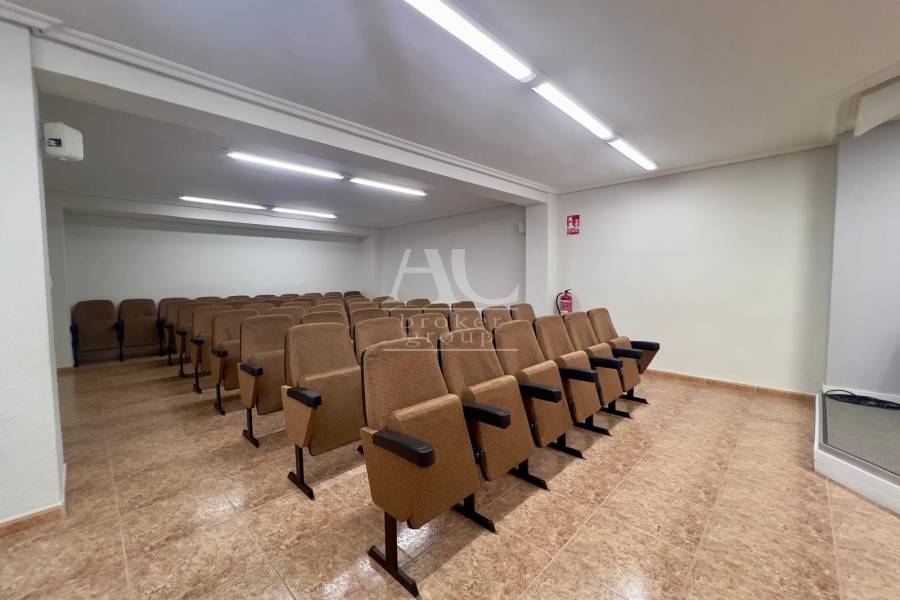 Venta - Local comercial - Elche - Camino de los Magros
